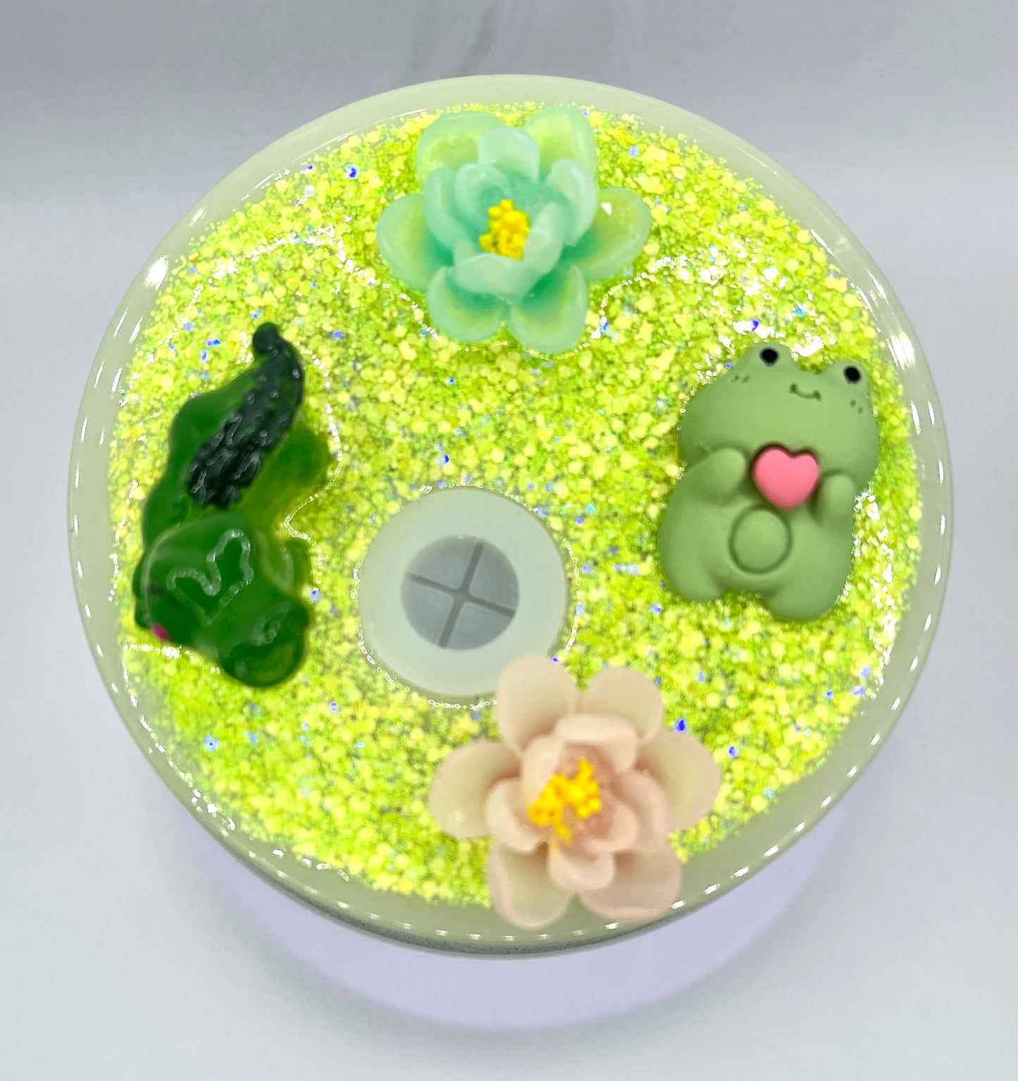 16 oz Iridescent Princess and the Frog Cup with Custom Top