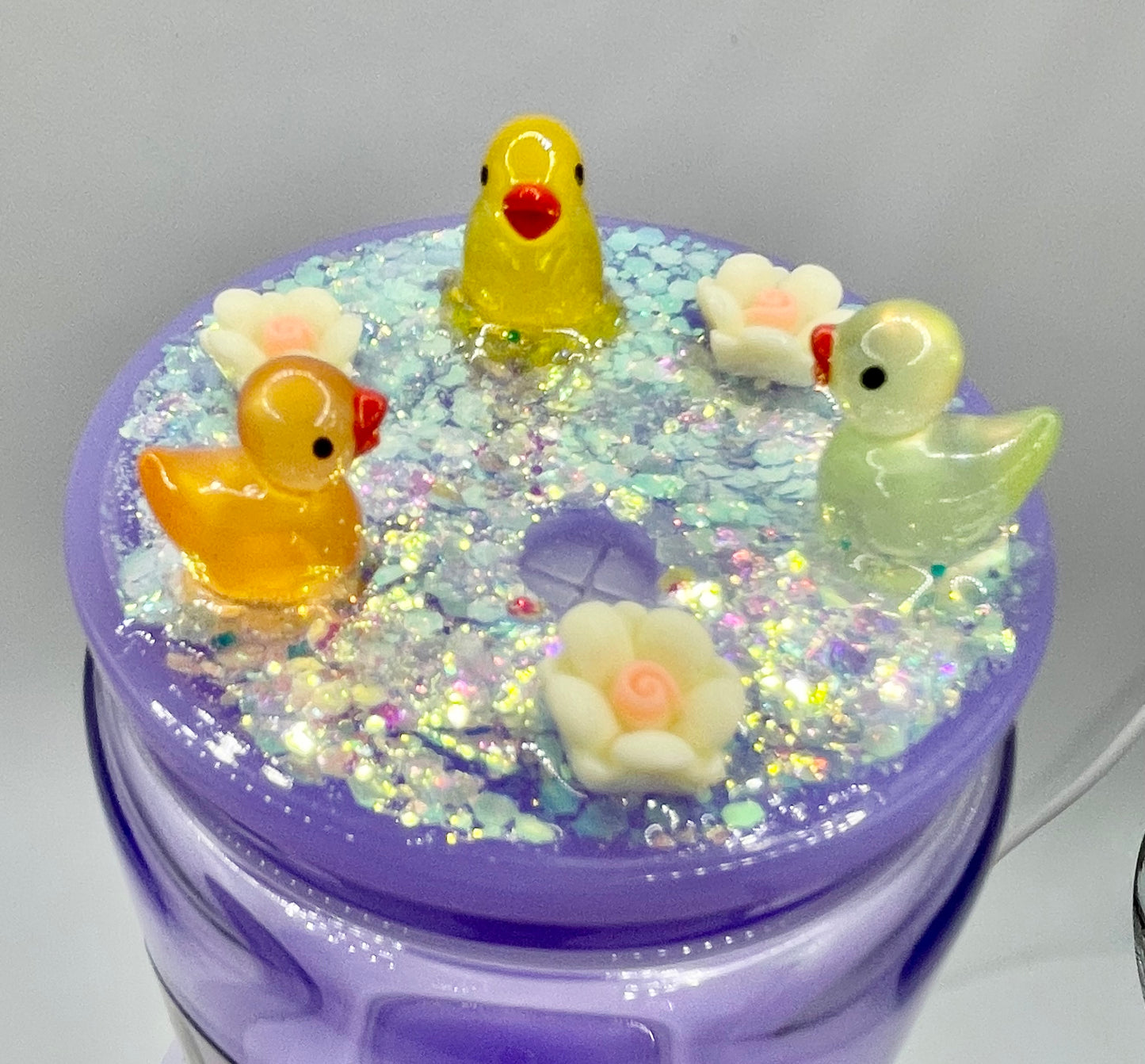 16 oz Purple “Duck” Cup with Matching Glow-in-the-Dark Ducks Top